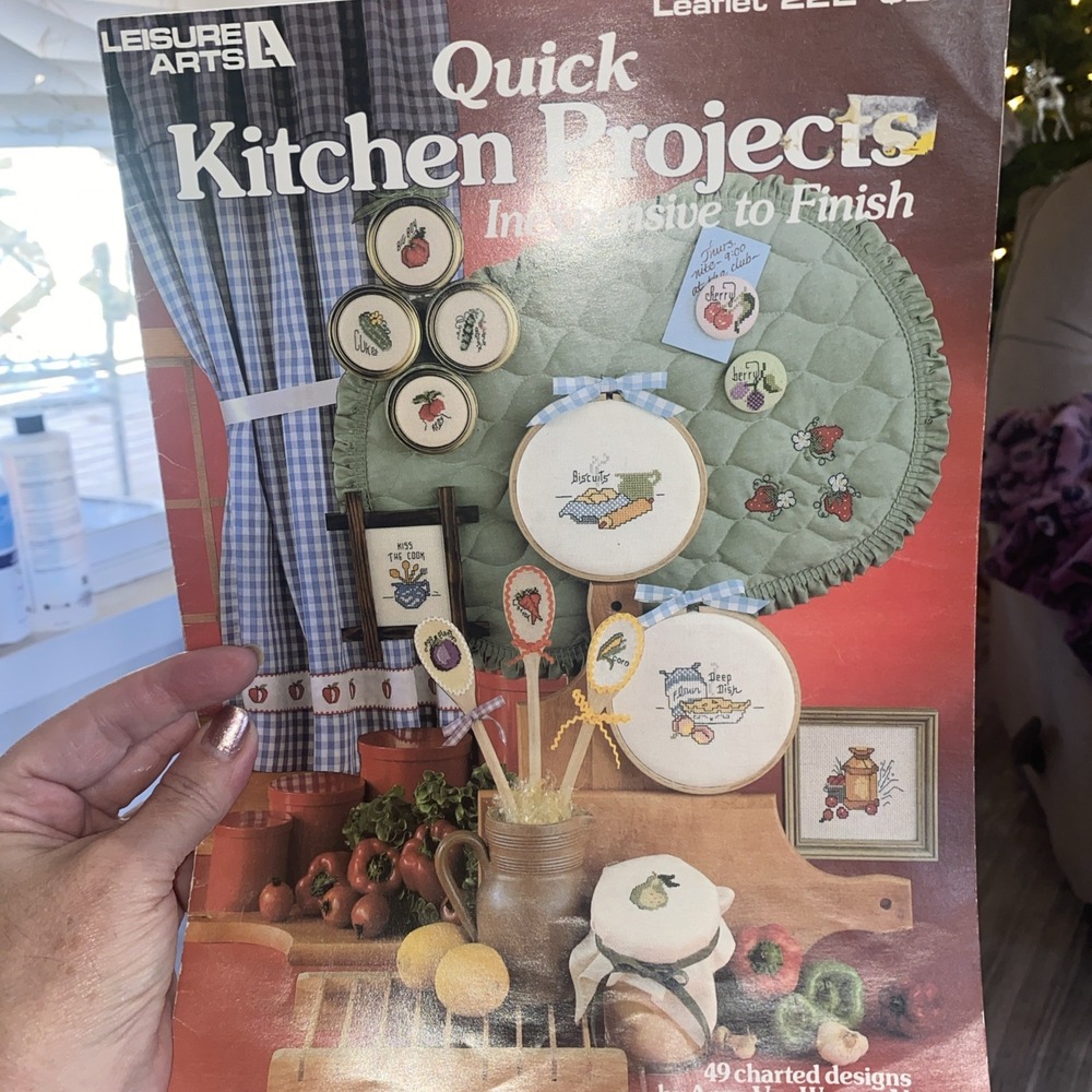 Leisure Arts QUICK KITCHEN PROJECTS Cross Stitch Leaflet #222 ~ 49 small charts